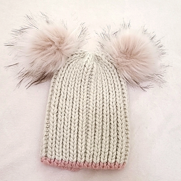 Super Cute Winter Hat - Picture 2 of 6